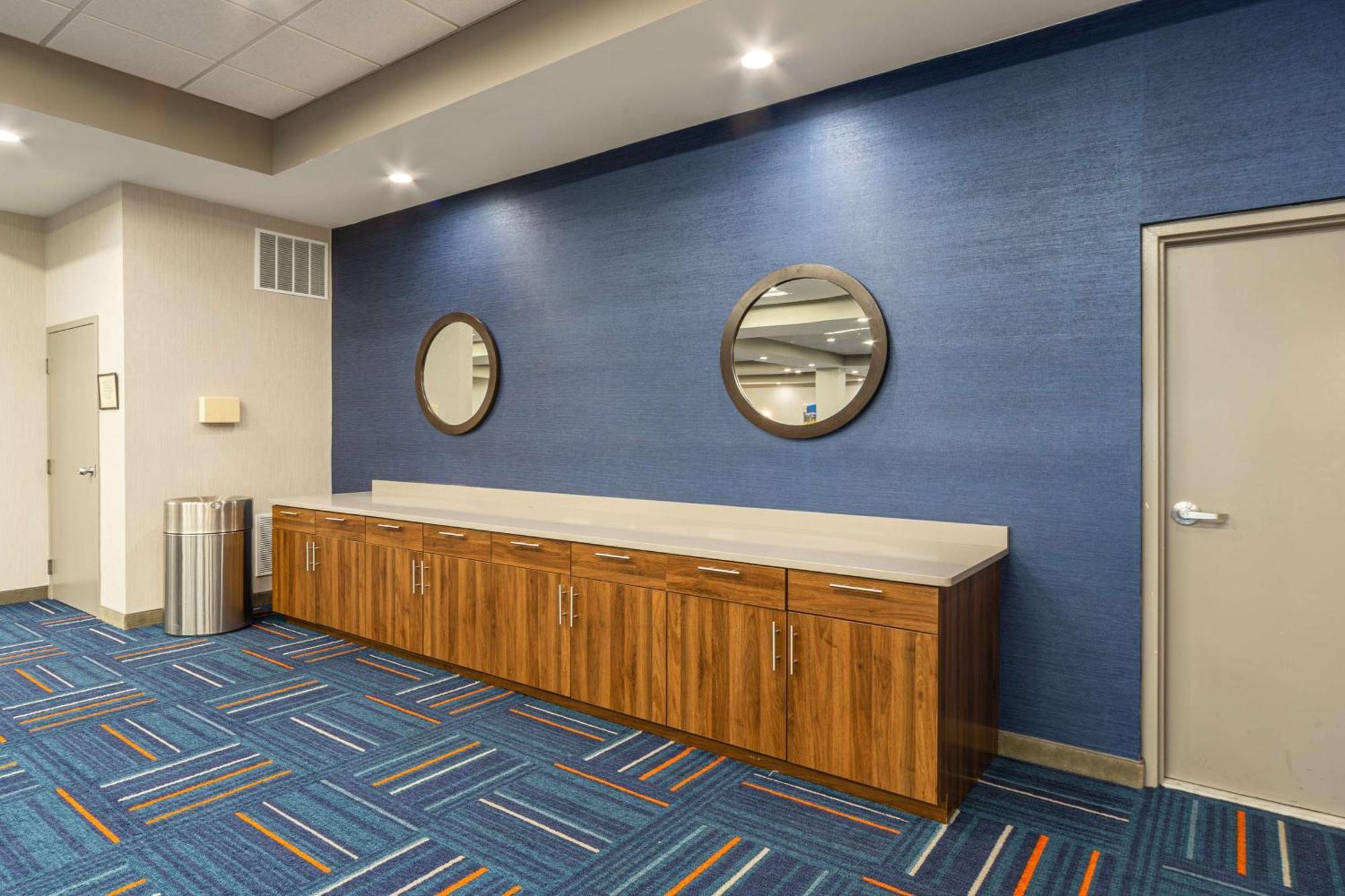 Hampton Inn Winchester Exteriör bild