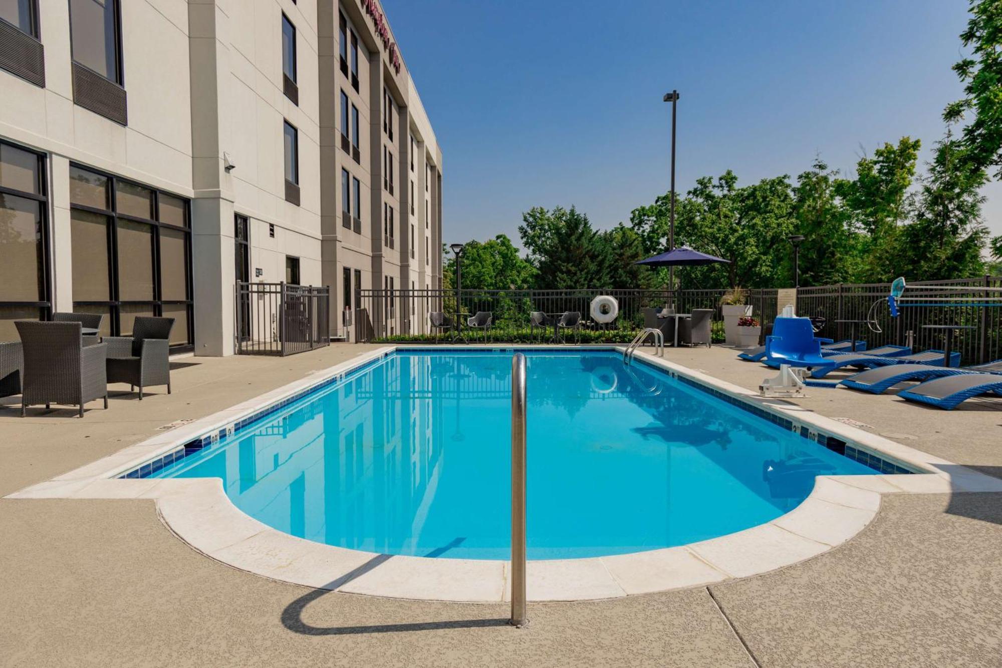 Hampton Inn Winchester Exteriör bild